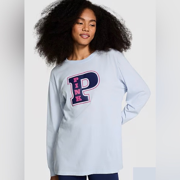 Victoria’s Secret Campus Cotton Light Blue PINK Logo Long Sleeve Tee- Size M NWT - Picture 1 of 2